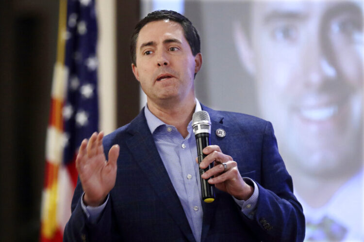 Ohio elections chief: Precincts can't take absentee ballots